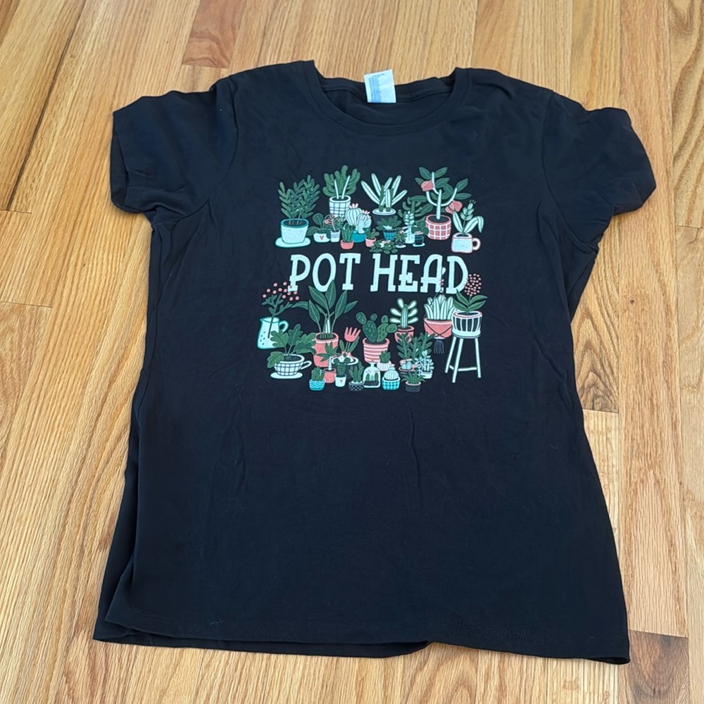 Amazon “Pot Head” T-Shirt, Size Medium